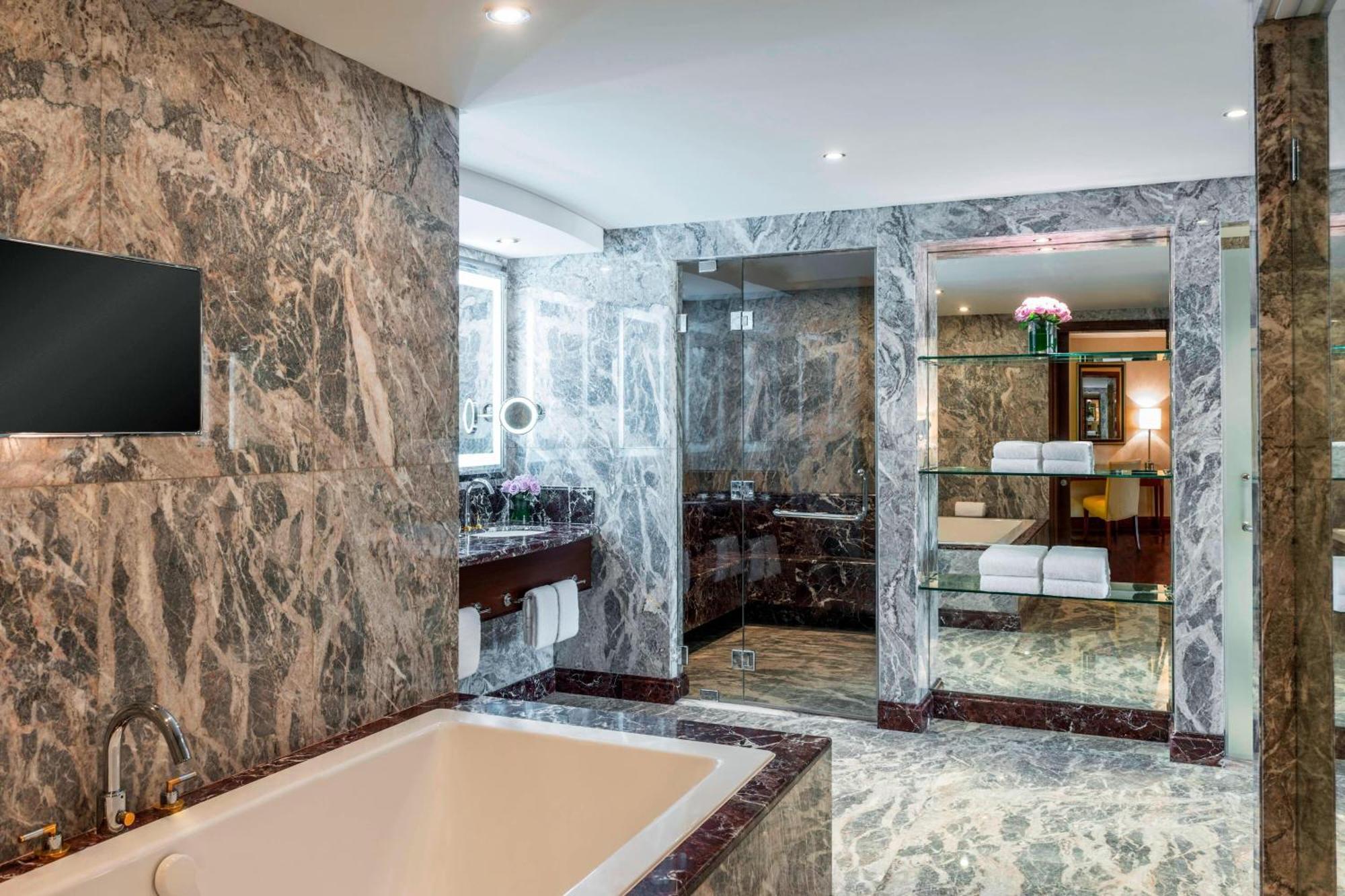 阿曼喜来登酒店 马斯喀特 外观 照片 Bathroom